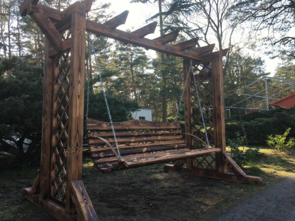 Hollywoodschaukel aus Holz geflammt – Bild 2